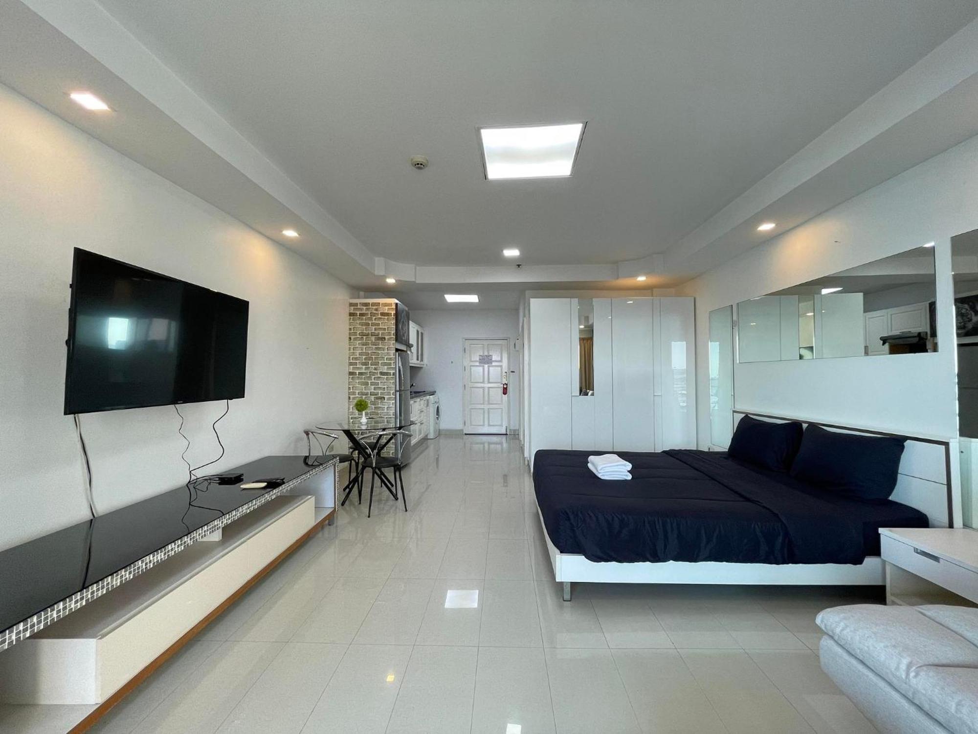 Apartamento View Talay 6 By Pat 42 Pattaya Exterior foto