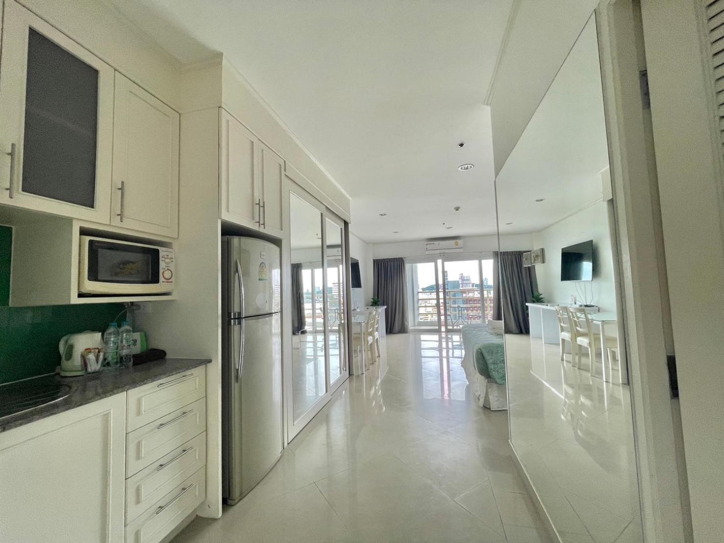 Apartamento View Talay 6 By Pat 42 Pattaya Exterior foto