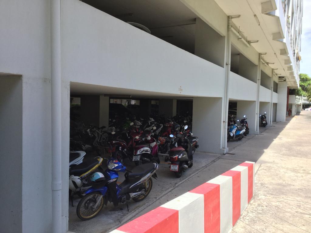 Apartamento View Talay 6 By Pat 42 Pattaya Exterior foto